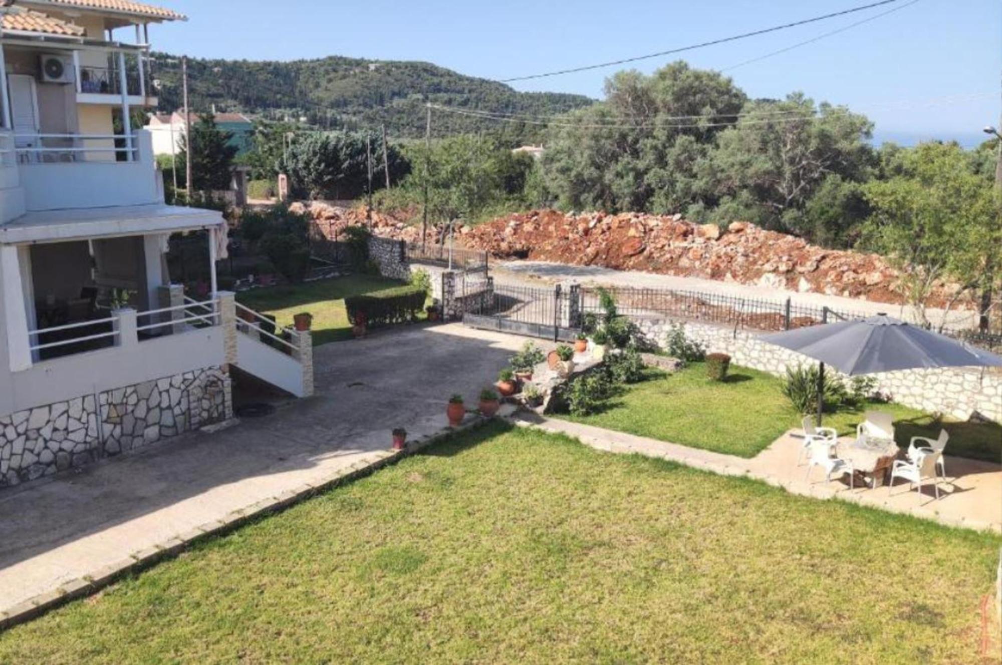 Villa Marina Tsoukaladhes Ngoại thất bức ảnh